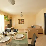 Gozo Spacious With Large Communal Pool Apartamento *