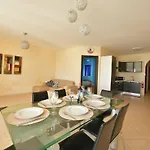 Gozo Spacious With Large Communal Pool Apartamento *